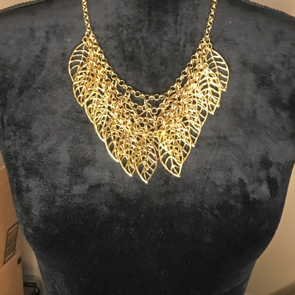 Gold necklace - Picture 2 of 2